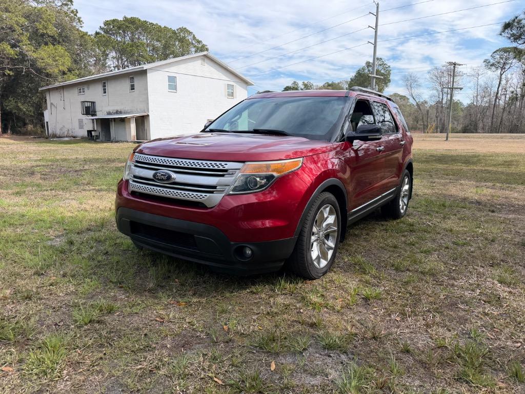2015 Ford Explorer XLT's photo