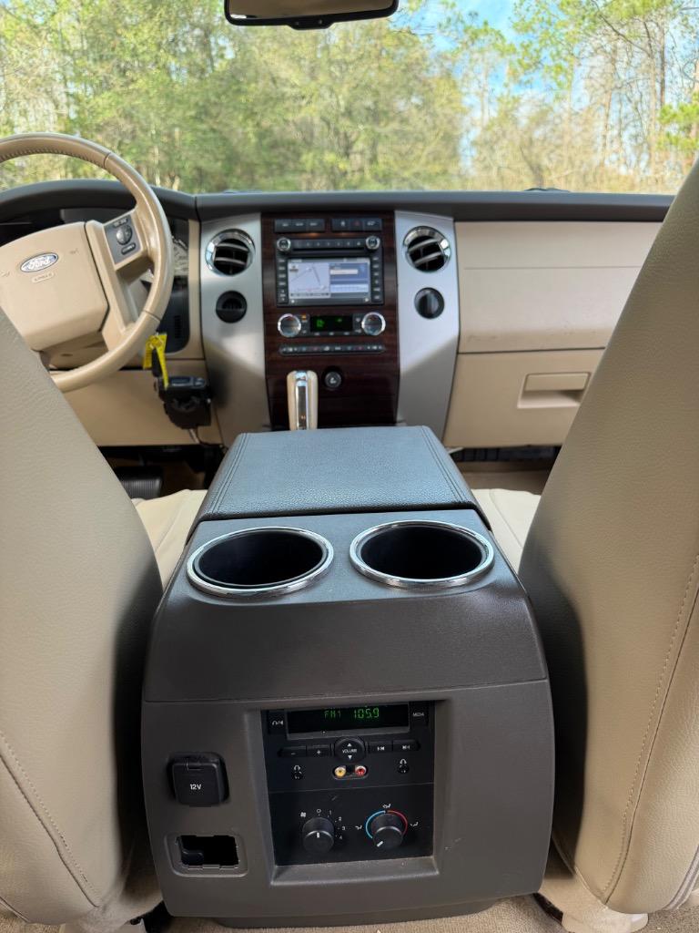 2011 Ford Expedition King Ranch - Photo 14