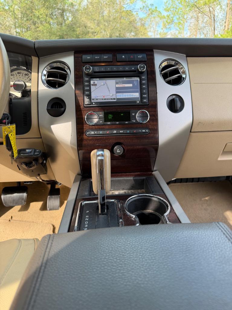 2011 Ford Expedition King Ranch - Photo 16
