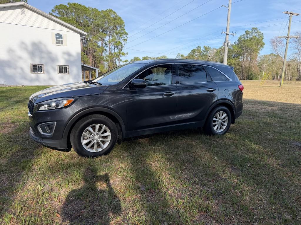 2016 Kia Sorento LX AT's photo